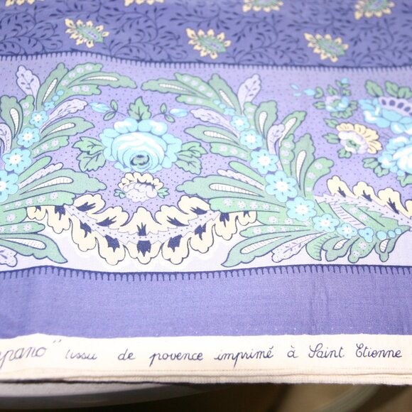New Provencal fabric, heavy 100% cotton, 2 yards - Picture 2 of 3